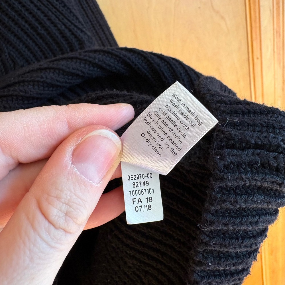 Athleta Black Ribbed Knit Sweater Pullover Crew Neck Long Sleeve Women's Size M - Picture 6 of 9